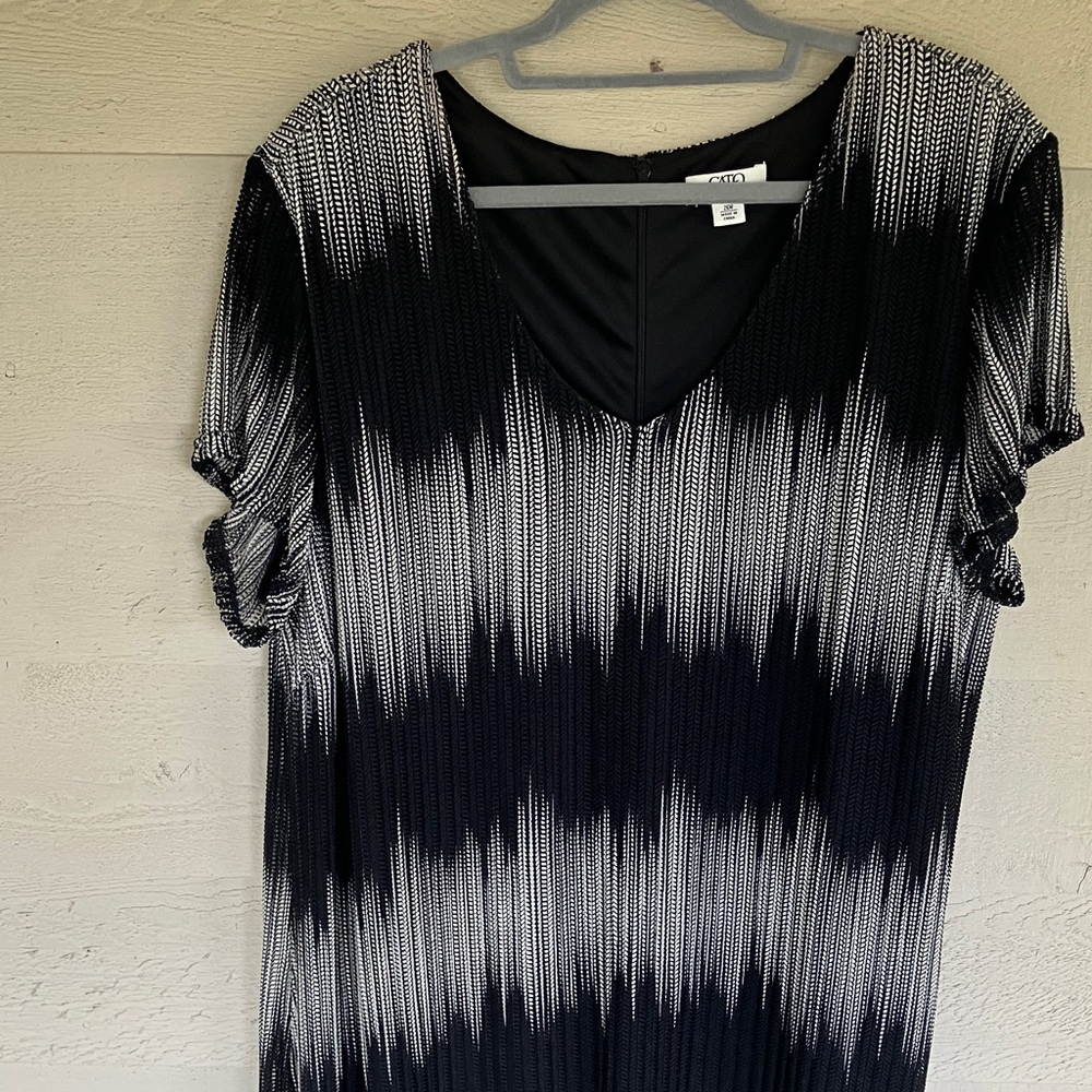 Fancy Cato chevron asymmetrical hem mesh Dress